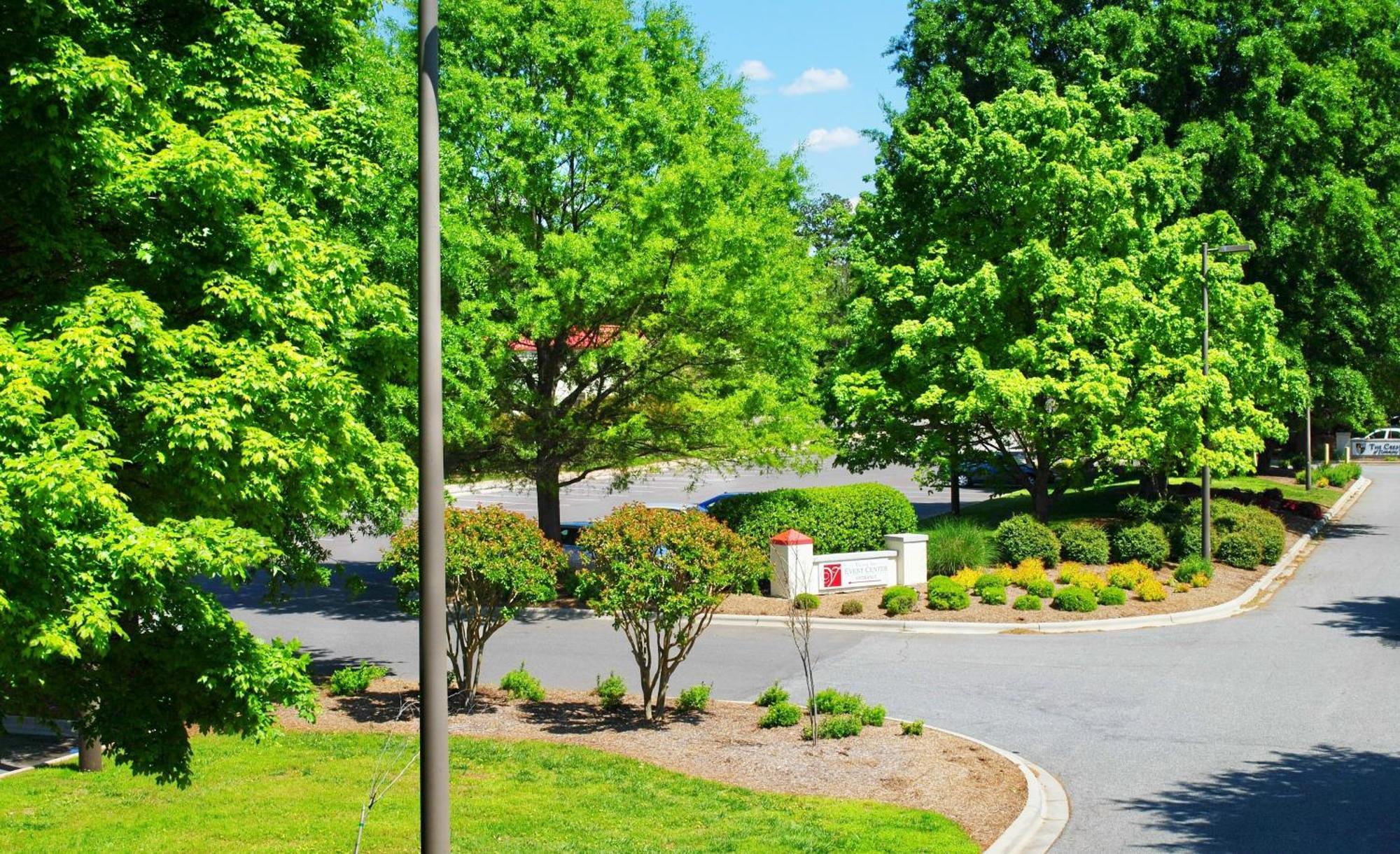Village Inn Clemmons-Winston Salem, Trademark By Wyndham Exterior photo