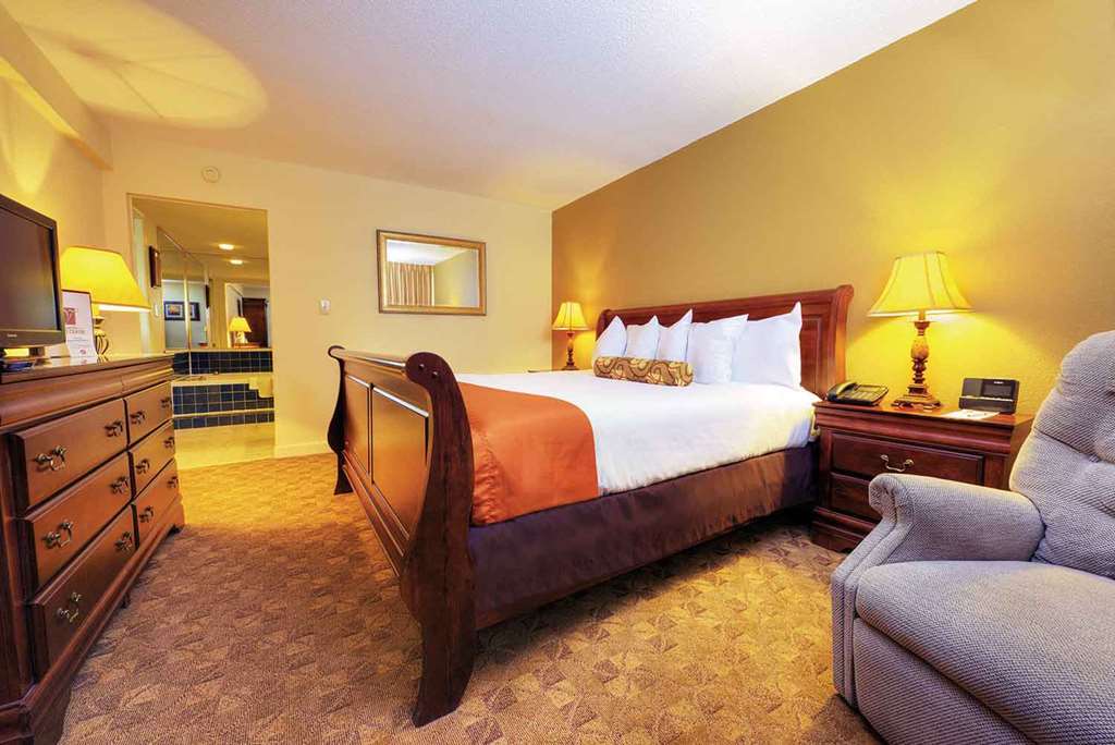Village Inn Clemmons-Winston Salem, Trademark By Wyndham Room photo